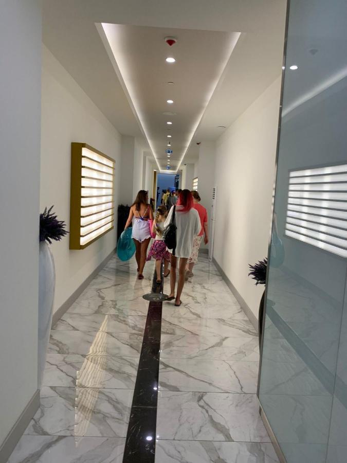 Orbi City Elit Class Suit Batumi Exterior photo